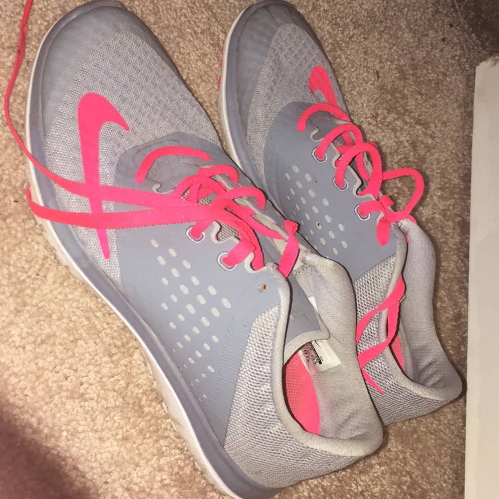Grey womens nikes